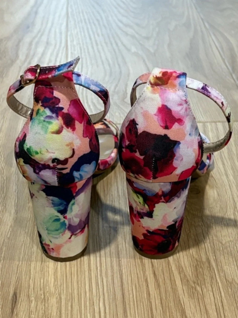 Dream Pairs Floral Ankle-Strap Heels in Pink, Purple, Blue and Green Size 8